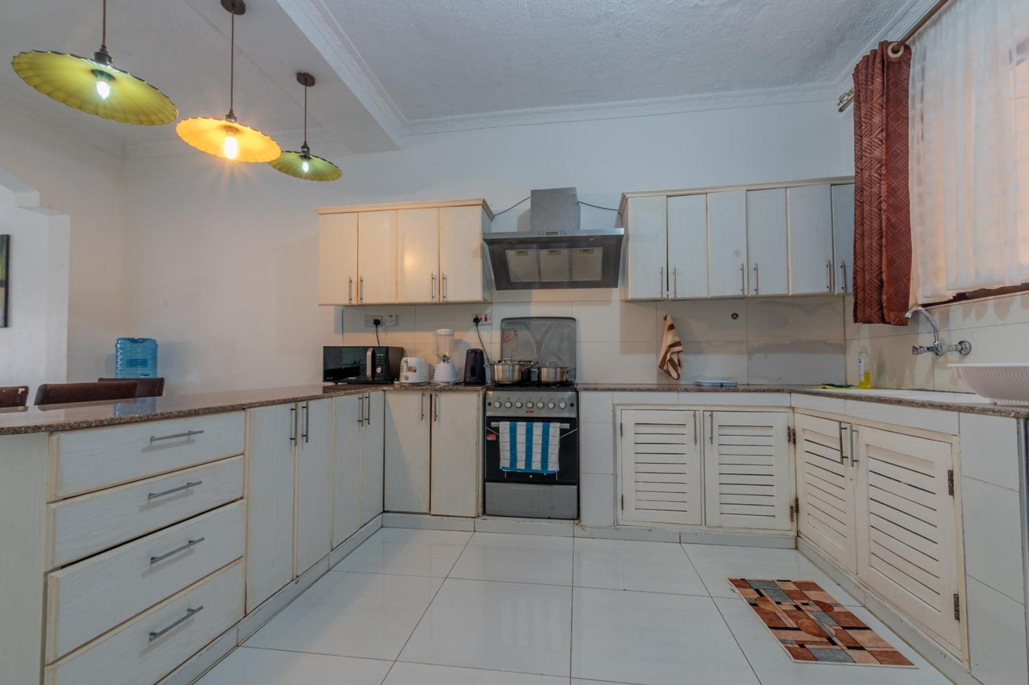 Leomilo Holidays Diani Beach Kamer foto